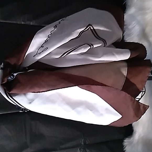 SCARVES - Picture 6 of 11